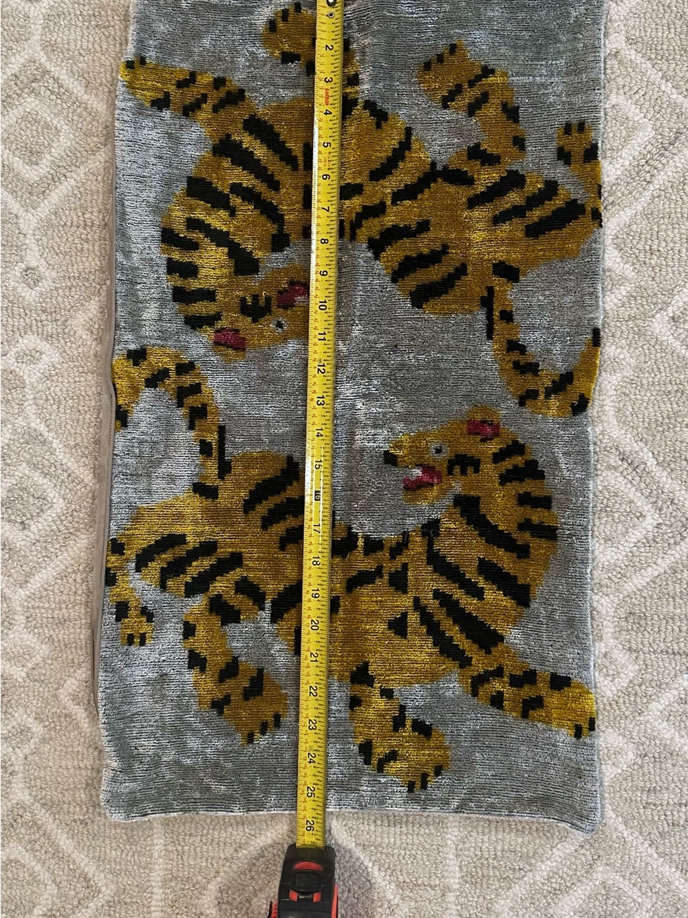 Ikat velvet duel tiger pillow cover. - Picture 2 of 4